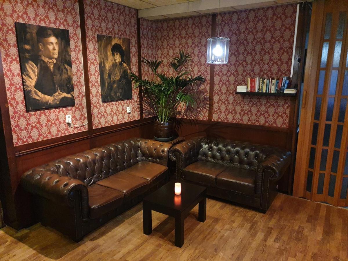 Hotel Restaurant 'T Heerenlogement 哈林亨 外观 照片