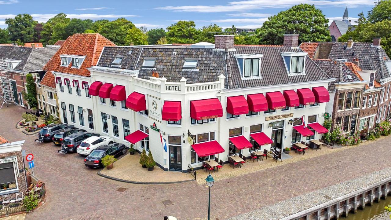 Hotel Restaurant 'T Heerenlogement 哈林亨 外观 照片