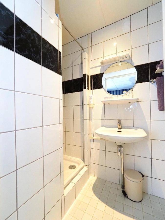Hotel Restaurant 'T Heerenlogement 哈林亨 外观 照片